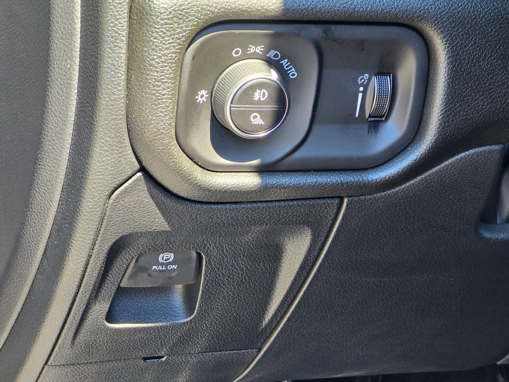 New 2026 RAM 1500 Classic Warlock AWD/4WD image 33