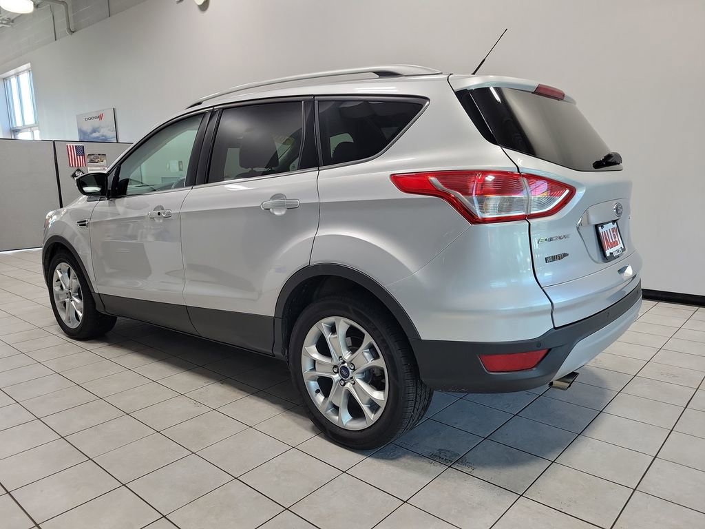 Used 2016 Ford Escape Titanium w/ Equipment Group 301A FWD image 8