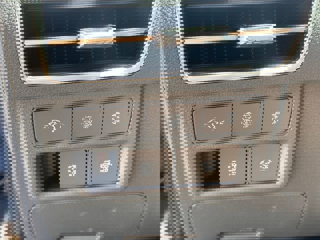 Certified 2025 Hyundai Sonata Limited image 30