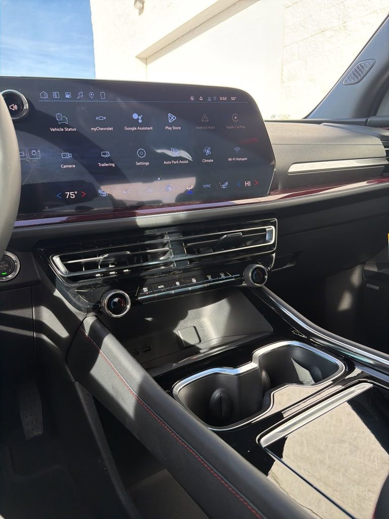 New 2026 Chevrolet Traverse Z71 w/ Enhanced Driving Package image 14