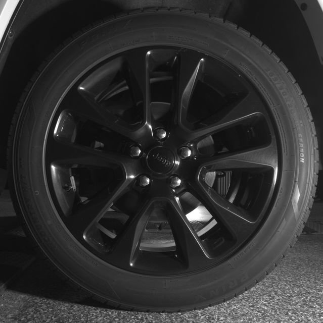 Used 2018 Jeep Grand Cherokee Altitude image 11