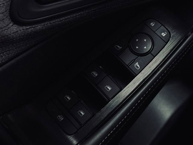 Used 2022 Nissan Rogue SV AWD/4WD image 13