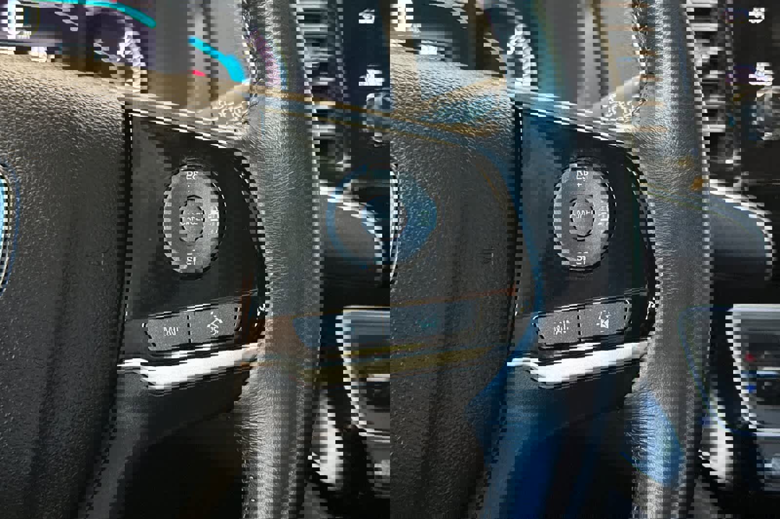 Used 2019 Honda Pilot Touring image 30