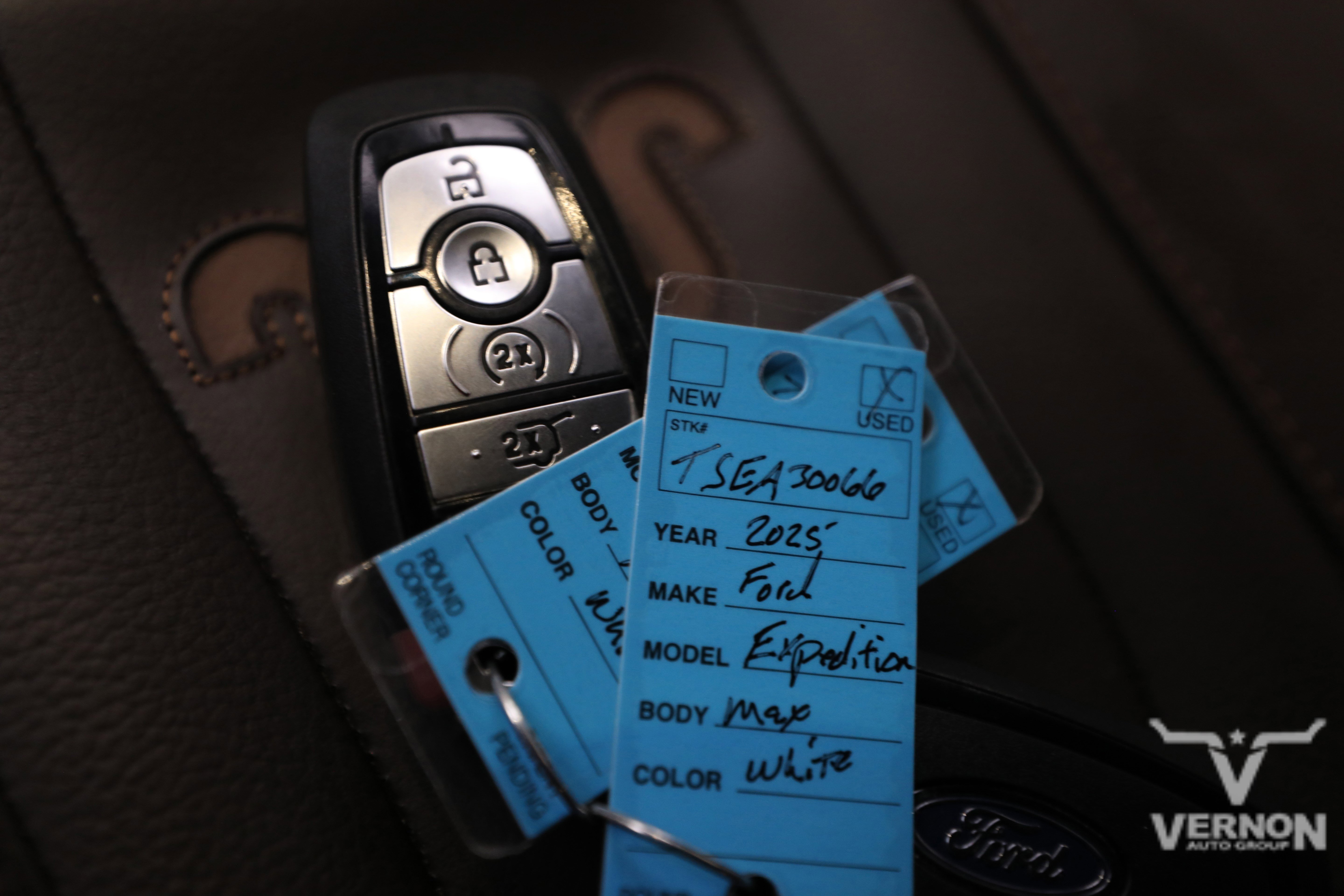 Used 2025 Ford Expedition Max King Ranch image 12