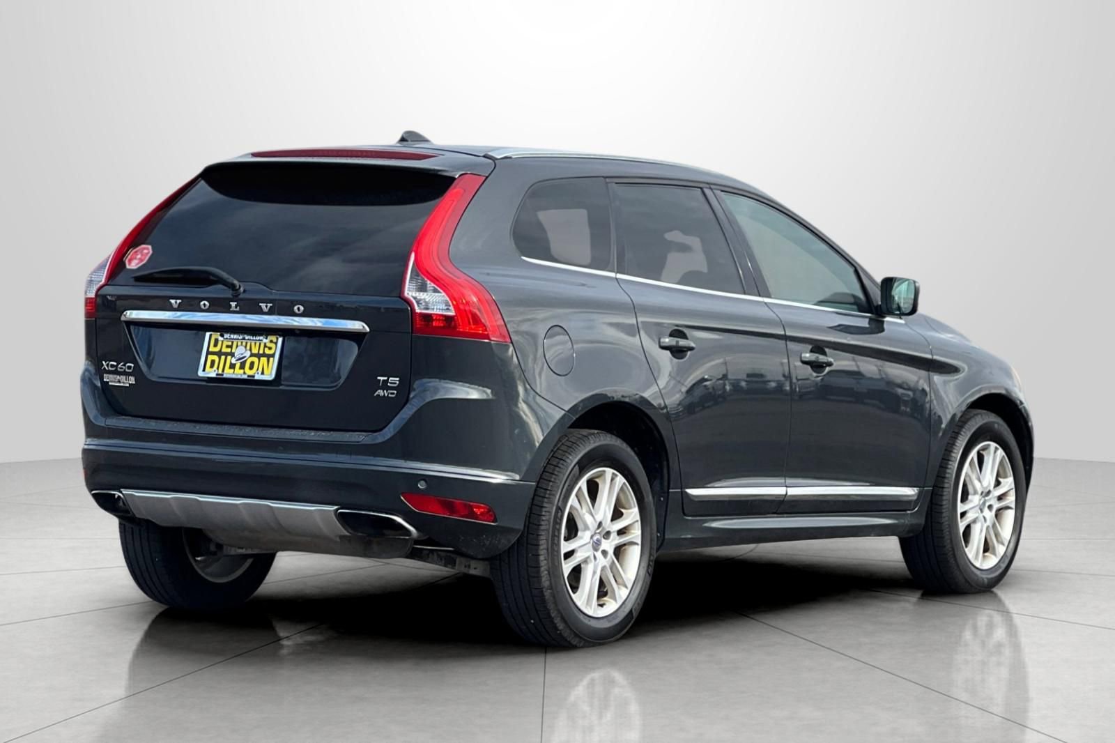 Used 2015 Volvo XC60 T5 image 4