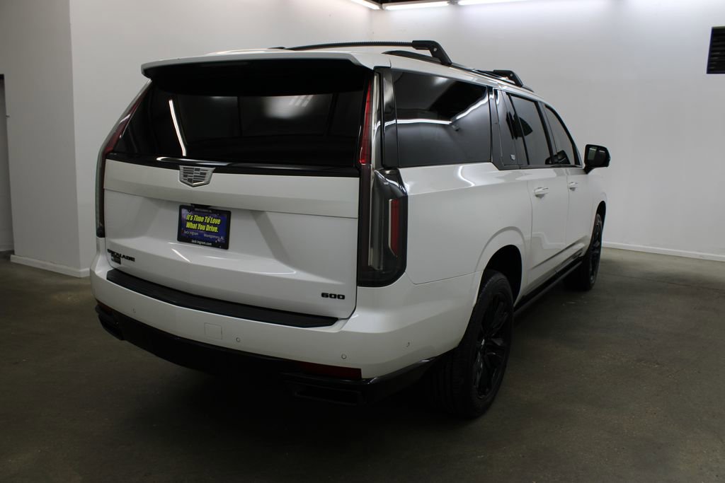 Used 2022 Cadillac Escalade ESV Sport Platinum AWD/4WD image 5