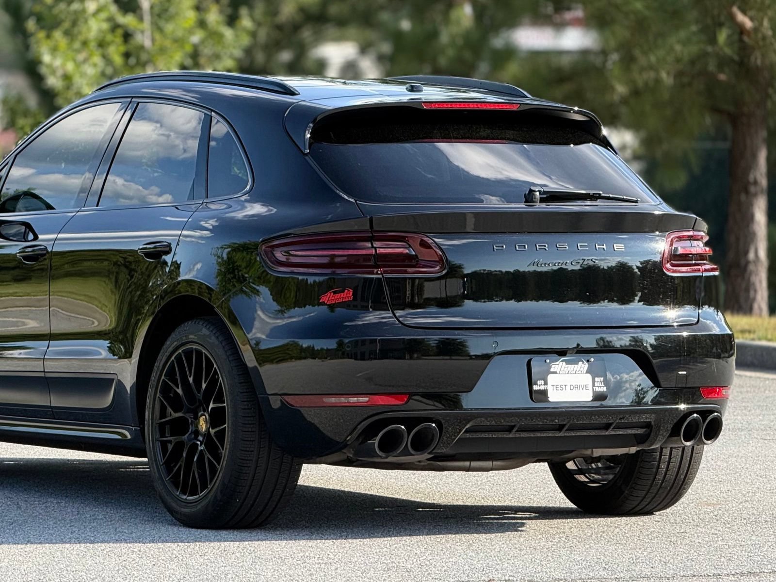 Used 2017 Porsche Macan GTS w/ Sport Chrono Package AWD/4WD image 47
