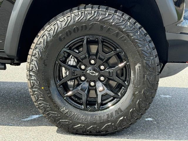 New 2026 Chevrolet Colorado ZR2 w/ Midnight Edition image 19
