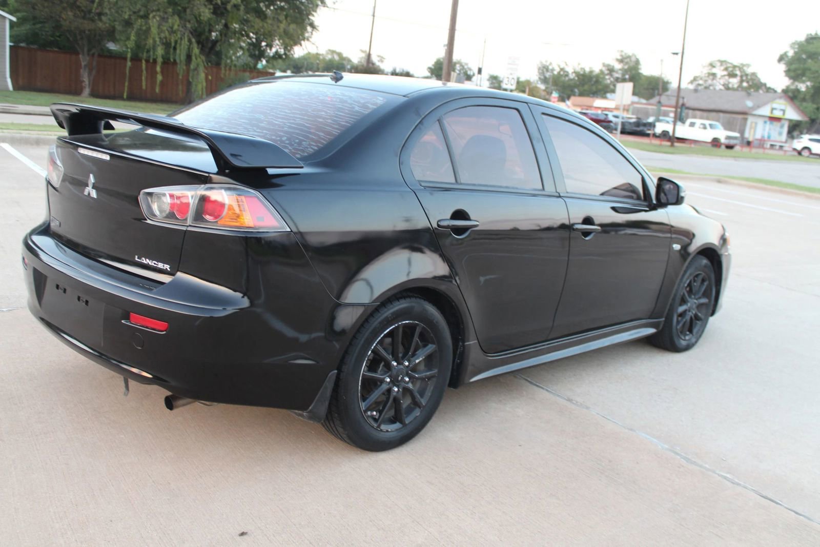 Used 2016 Mitsubishi Lancer ES image 9