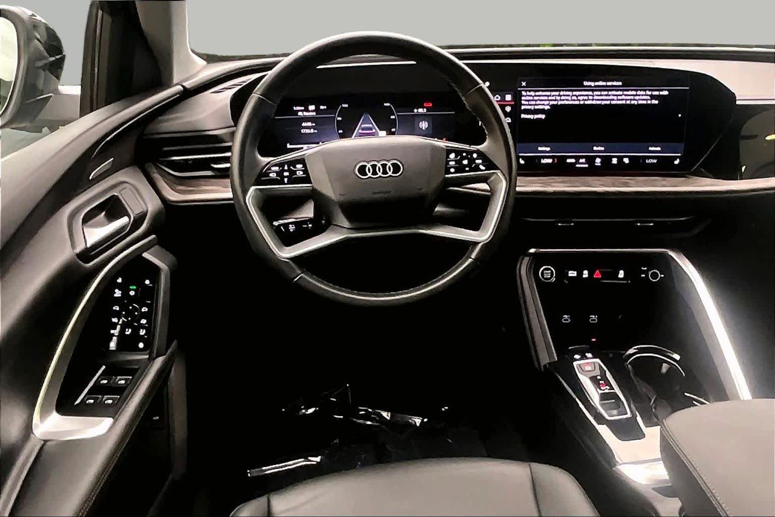 Certified 2025 Audi Q5 Premium AWD/4WD image 6