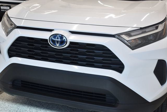 Used 2024 Toyota RAV4 LE AWD/4WD image 14