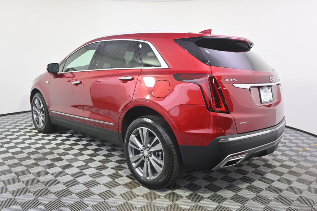 New 2026 Cadillac XT5 Premium Luxury w/ Driver Assist Package AWD/4WD image 3