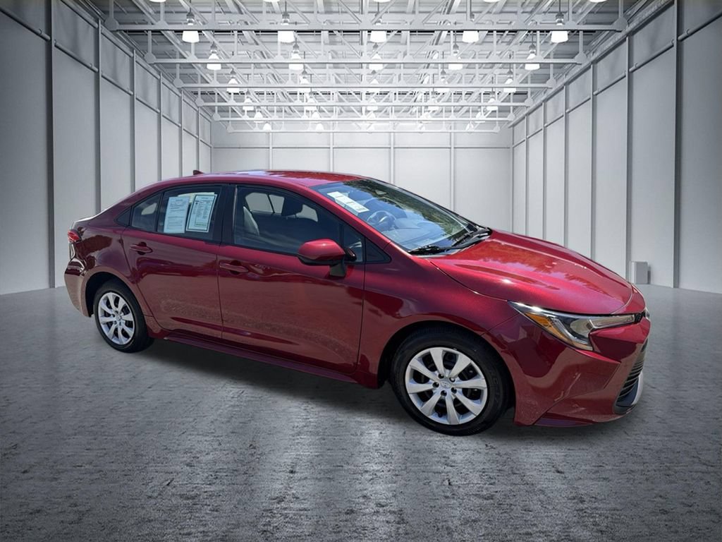 Used 2024 Toyota Corolla LE FWD image 6
