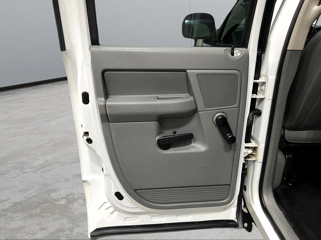 Used 2007 Dodge Ram 1500 Truck ST w/ Trailer Tow Group image 23