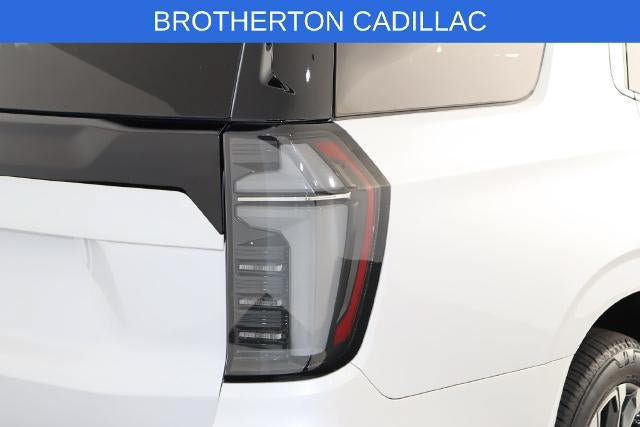 Used 2025 Chevrolet Tahoe High Country AWD/4WD image 14