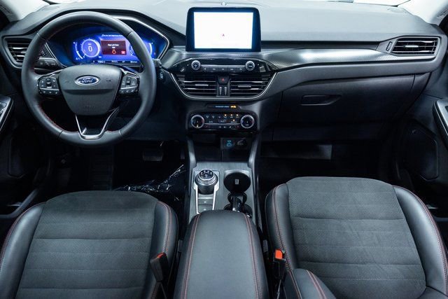 Used 2022 Ford Escape SEL w/ SEL Stealth AWD Package image 22