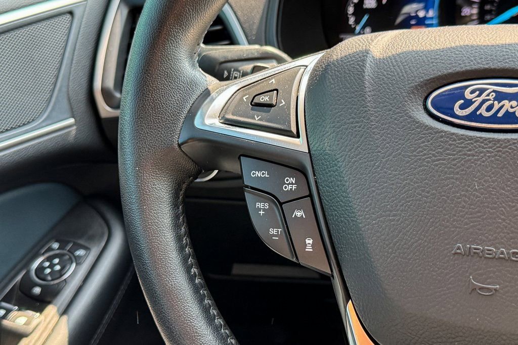 Certified 2022 Ford Edge SEL w/ Sport Appearance Package image 31