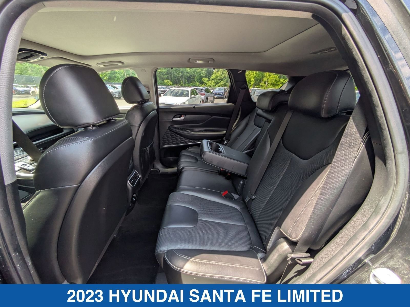 Used 2023 Hyundai Santa Fe Limited image 31