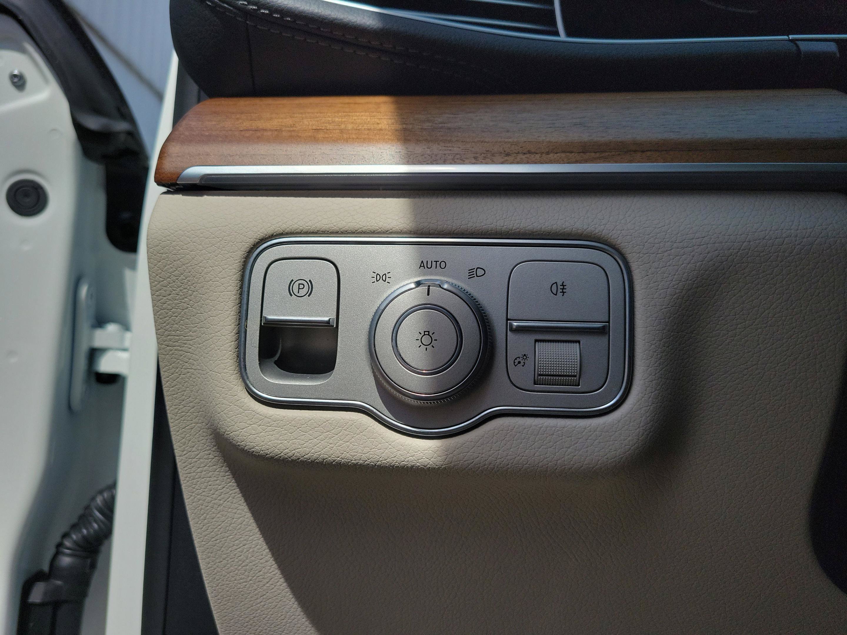 Certified 2026 Mercedes-Benz GLS 450 4MATIC image 19
