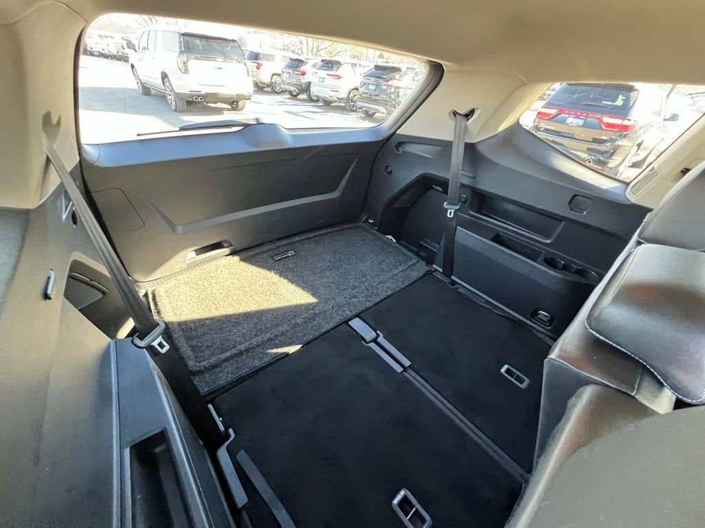 Used 2018 Volkswagen Atlas SEL w/ R-Line Package image 25