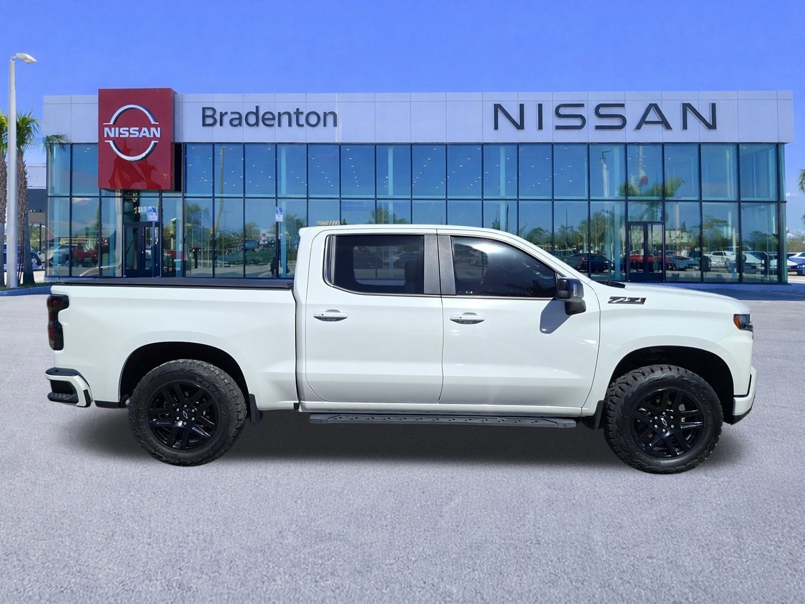 Used 2019 Chevrolet Silverado 1500 RST image 4