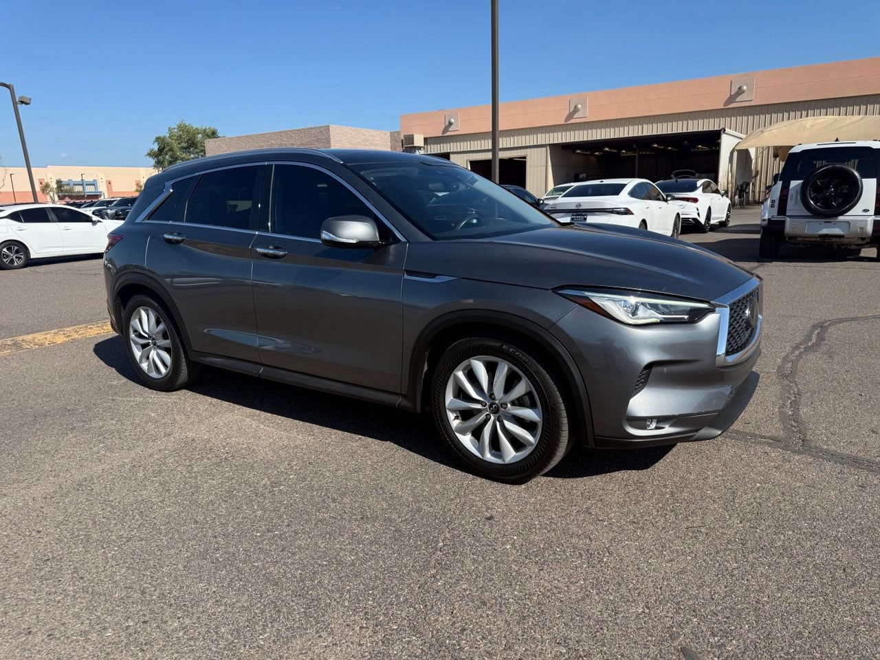 Used 2019 INFINITI QX50 Essential w/ Premium Heat Package FWD image 3