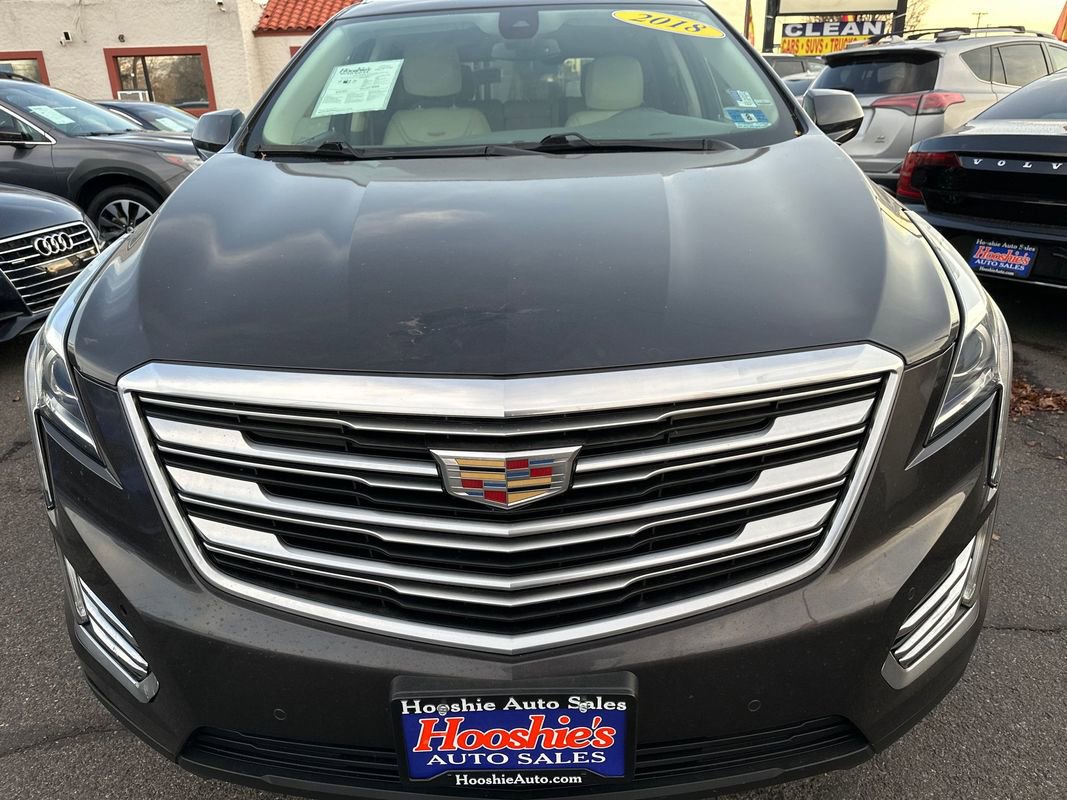 Used 2018 Cadillac XT5 Luxury w/ Driver Awareness Package image 7