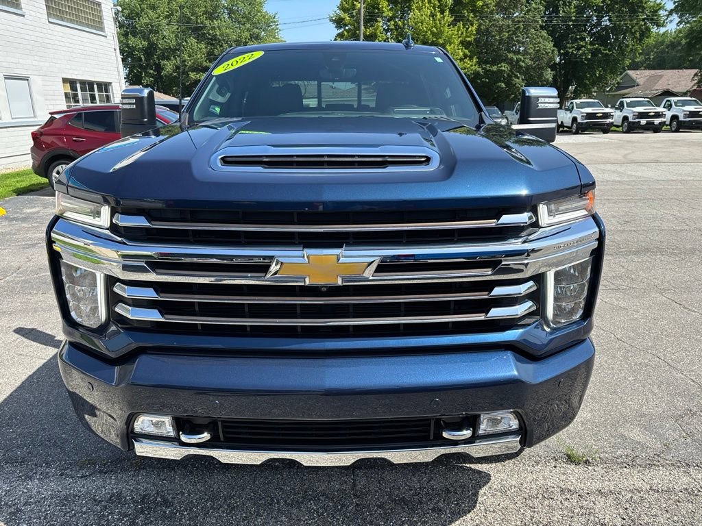 Used 2022 Chevrolet Silverado 2500 High Country AWD/4WD image 2
