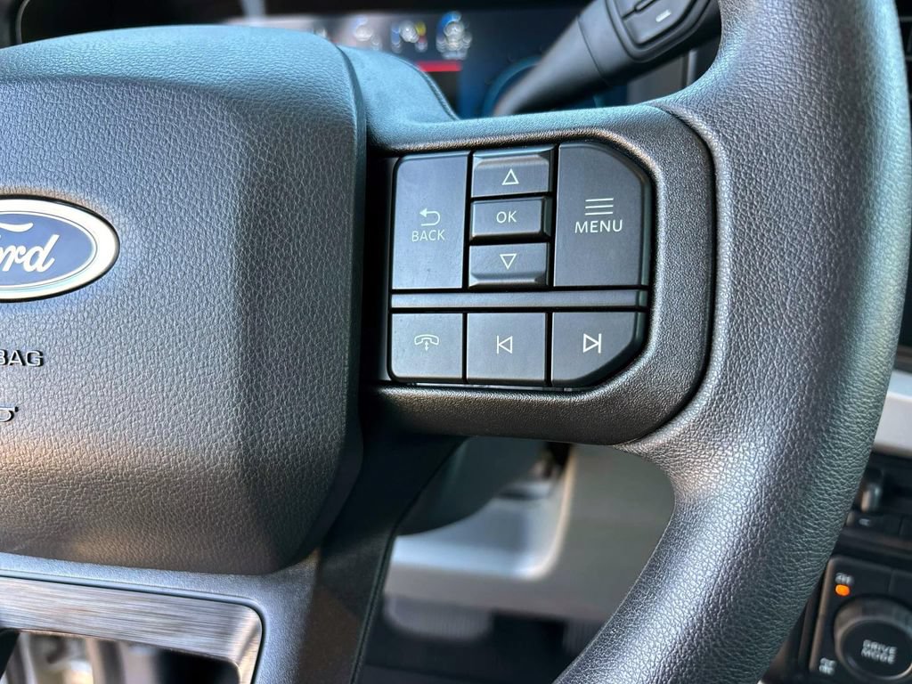 Used 2024 Ford F250 XLT w/ Black Appearance Package AWD/4WD image 22