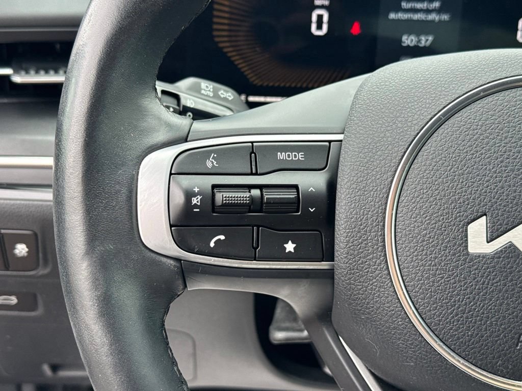Used 2025 Kia K5 GT-Line AWD/4WD image 16