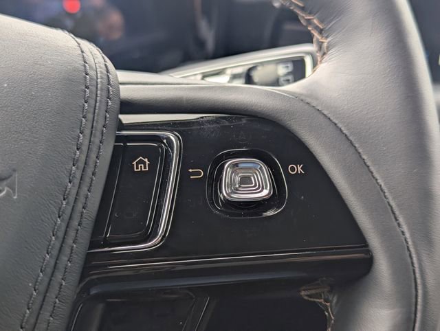 New 2026 Lincoln Aviator 2WD w/ Jet Appearance Package image 25