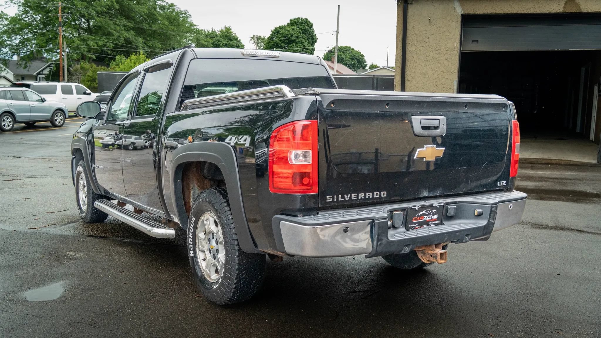 Used 2007 Chevrolet Silverado 1500 LTZ w/ Safety Package AWD/4WD image 8