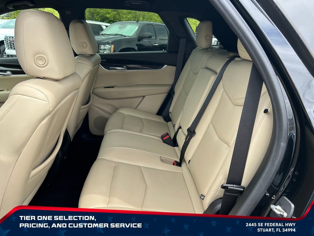Used 2018 Cadillac XT5 FWD image 24