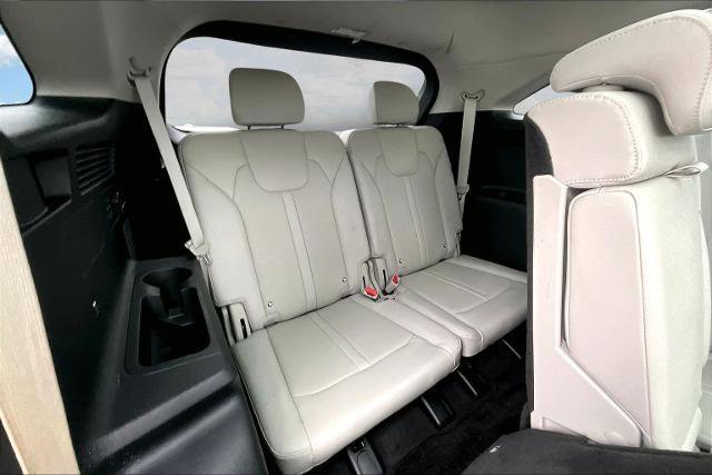 Used 2024 Kia Sorento S w/ Panoramic Sunroof Package image 26
