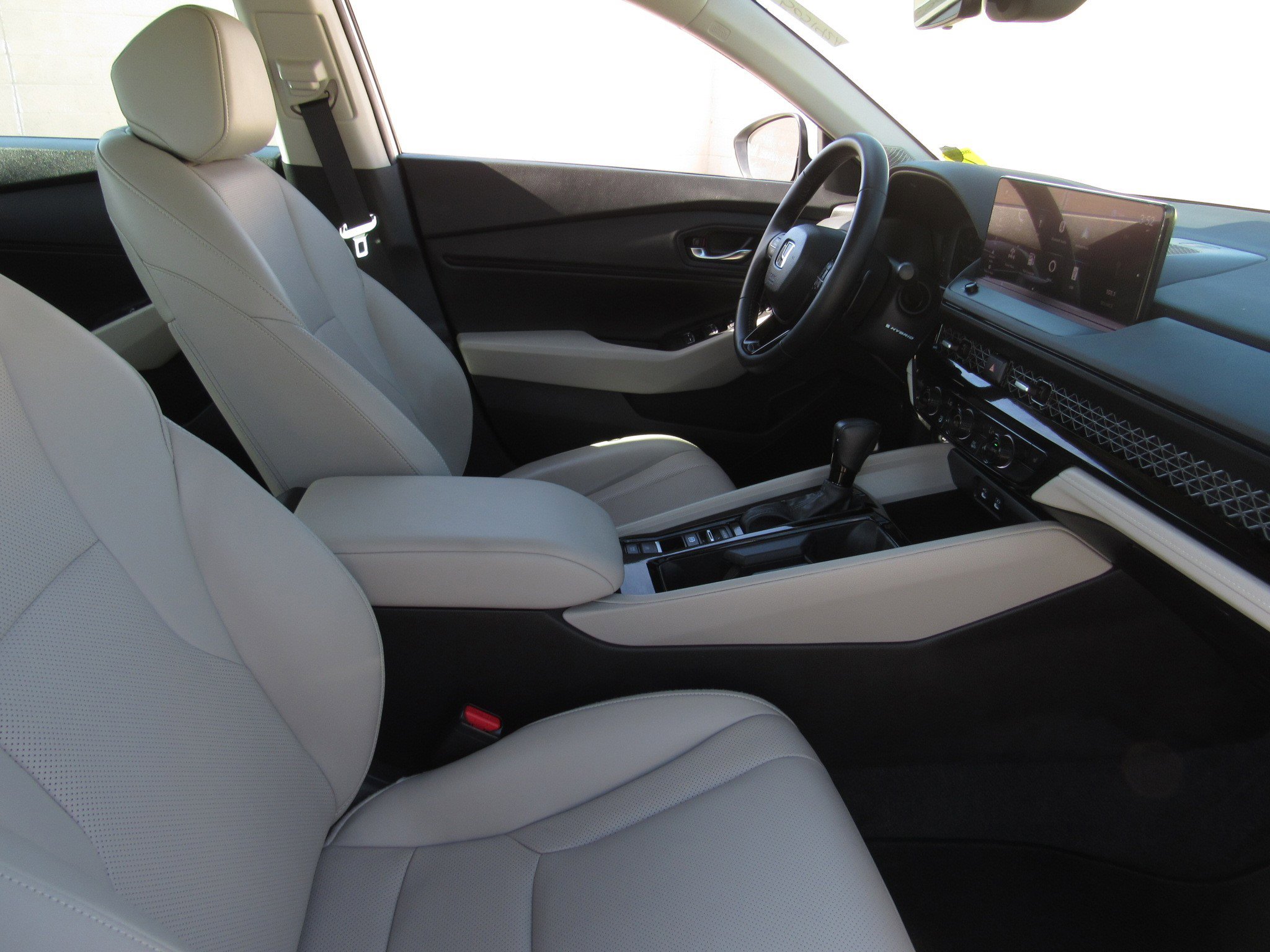 Certified 2024 Honda Accord EX-L image 9