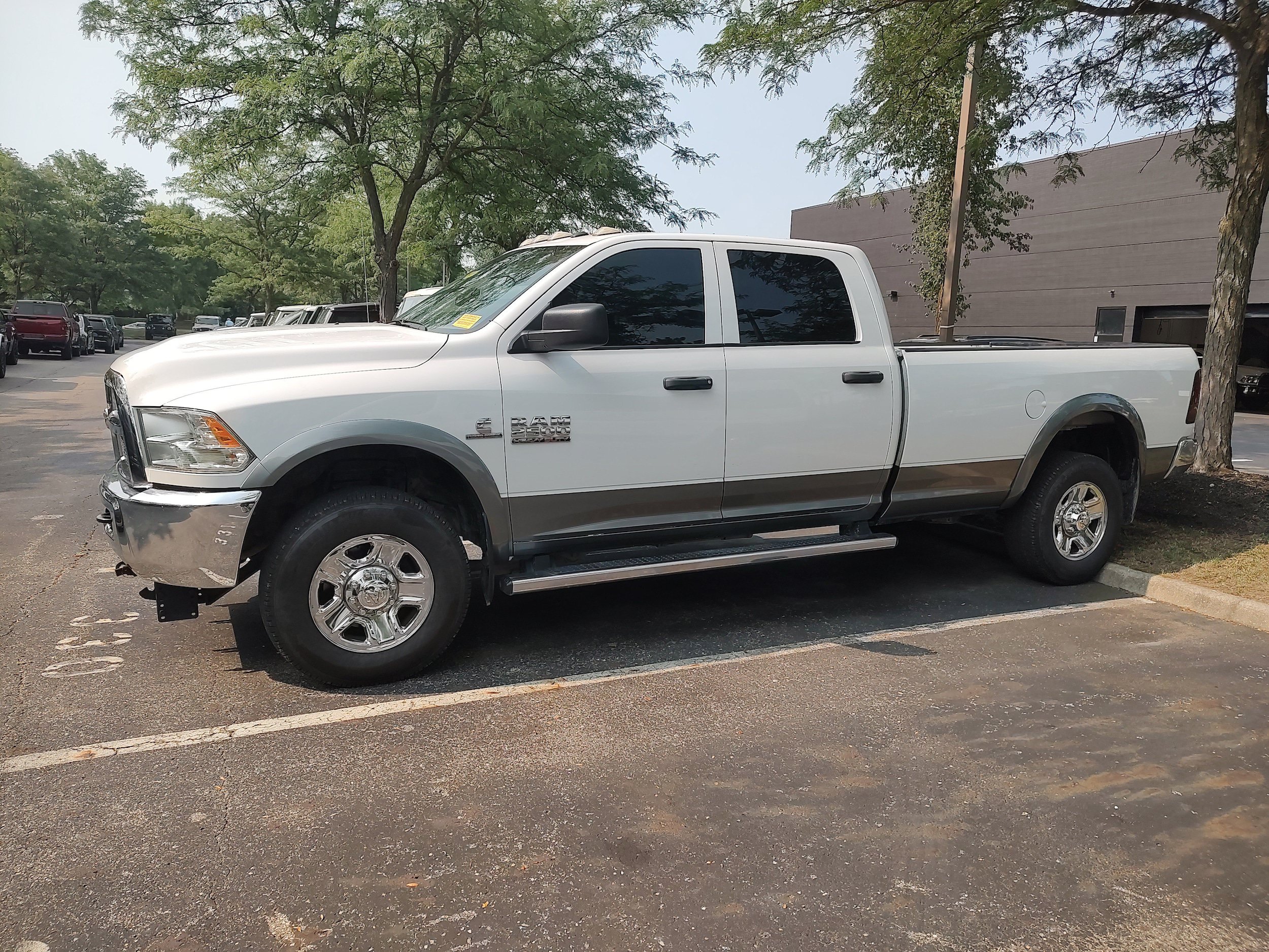 Used 2018 RAM 2500 Tradesman w/ Chrome Appearance Group AWD/4WD image 1