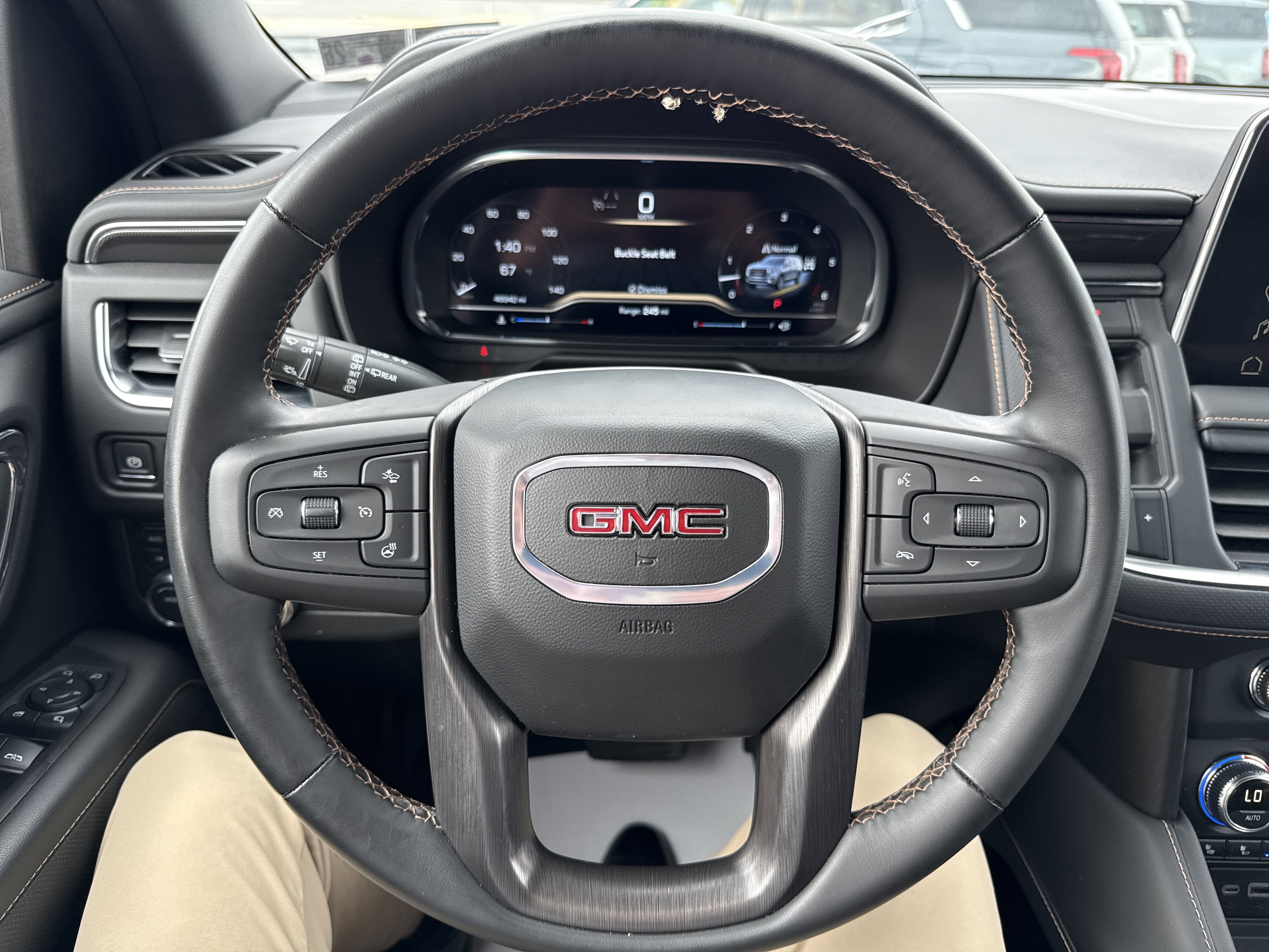 Used 2024 GMC Yukon AT4 w/ AT4 Premium Package image 18