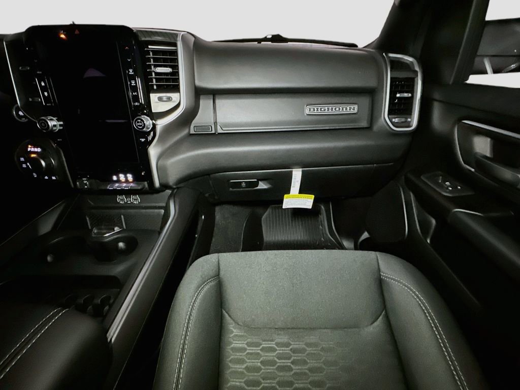 New 2026 RAM 1500 4x4 Crew Cab image 26