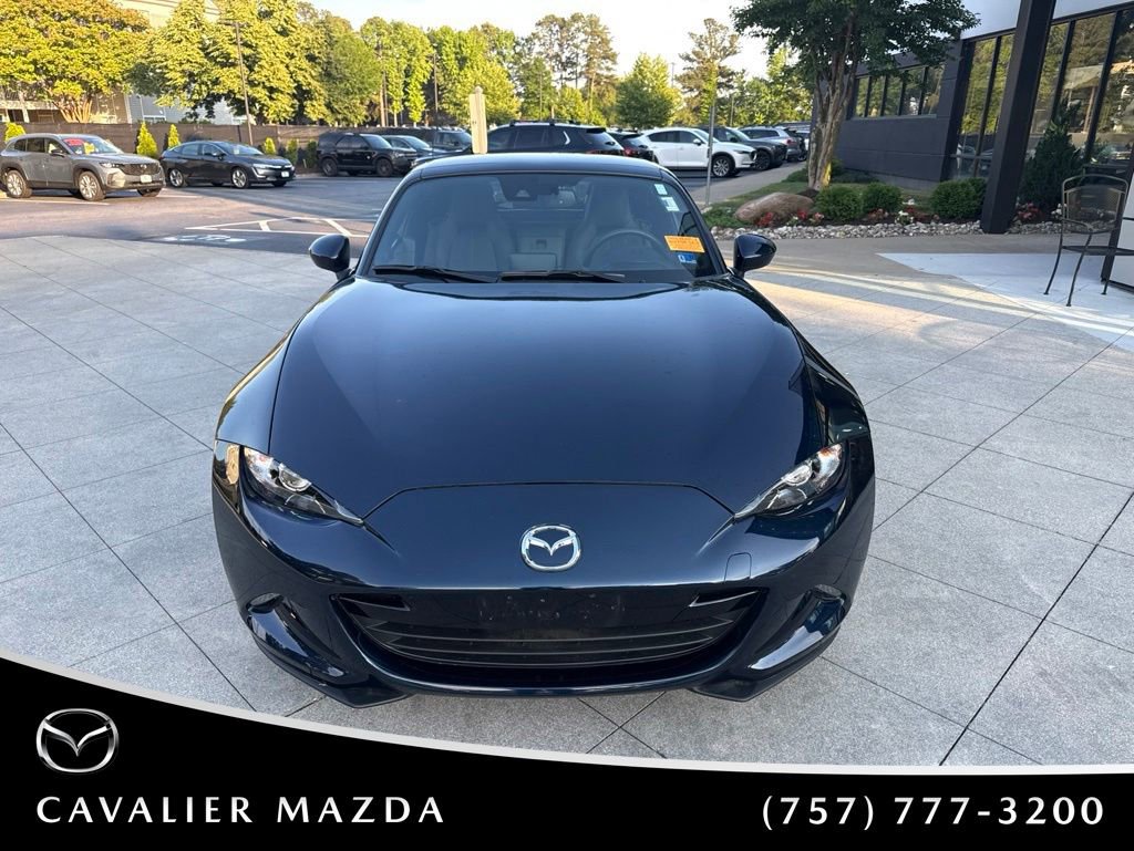 Used 2021 MAZDA MX-5 Miata RF Grand Touring RWD image 2