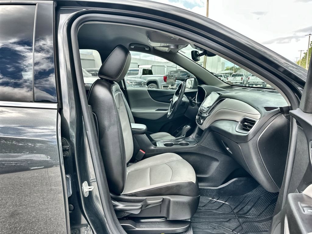 Used 2021 Chevrolet Equinox Premier image 27