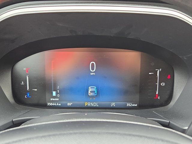 Used 2025 Ford Escape Active AWD/4WD image 16