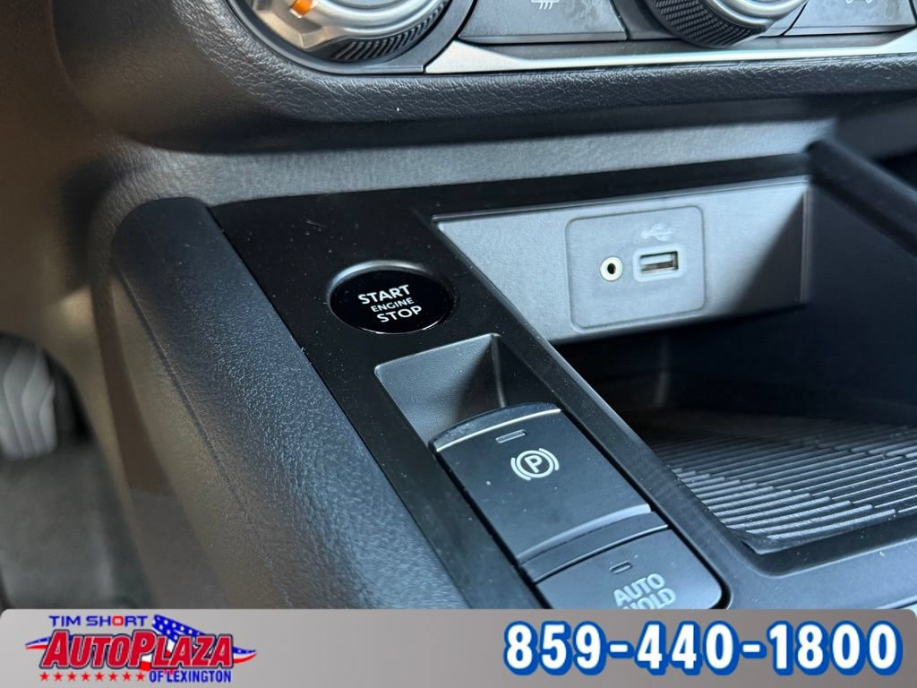 Used 2025 Nissan Kicks S AWD/4WD image 19