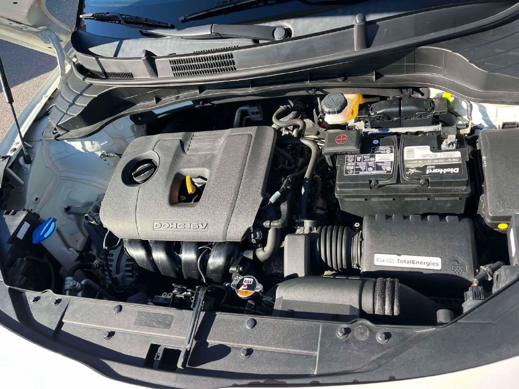 Used 2023 Kia Soul LX w/ LX Technology Package FWD image 35