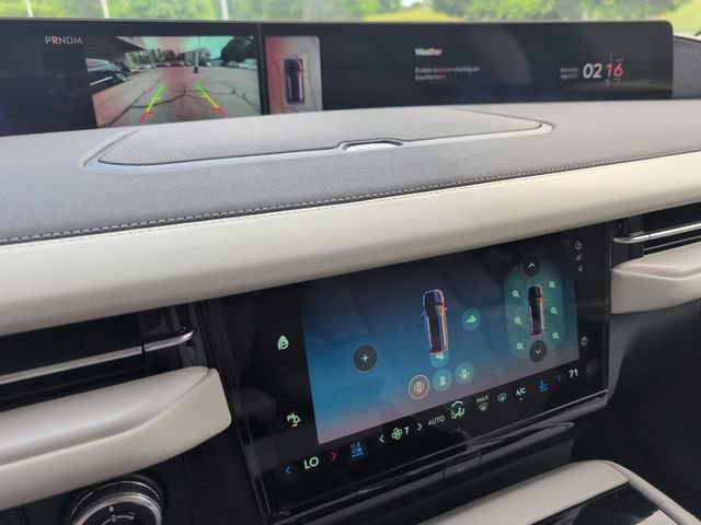 New 2026 Lincoln Navigator Reserve AWD/4WD image 9