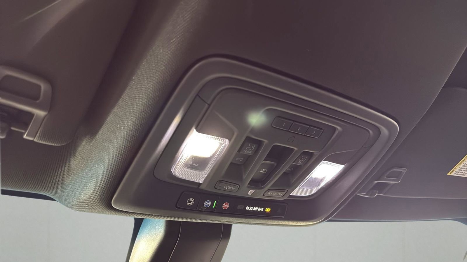 Used 2020 GMC Sierra 1500 AT4 w/ AT4 Premium Package image 20