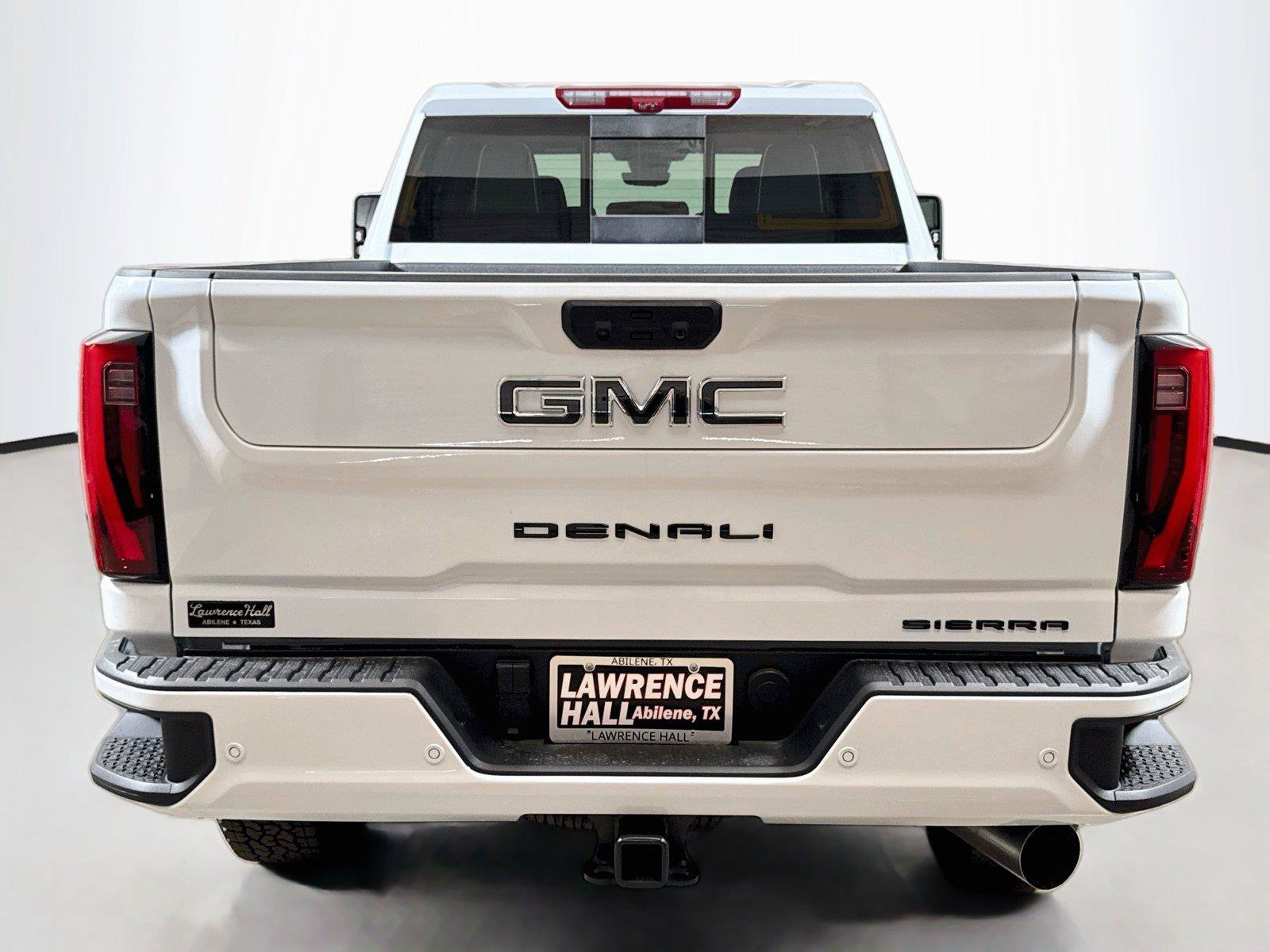 New 2026 GMC Sierra 2500 Denali Ultimate w/ LPO, Black Badging Package AWD/4WD image 4
