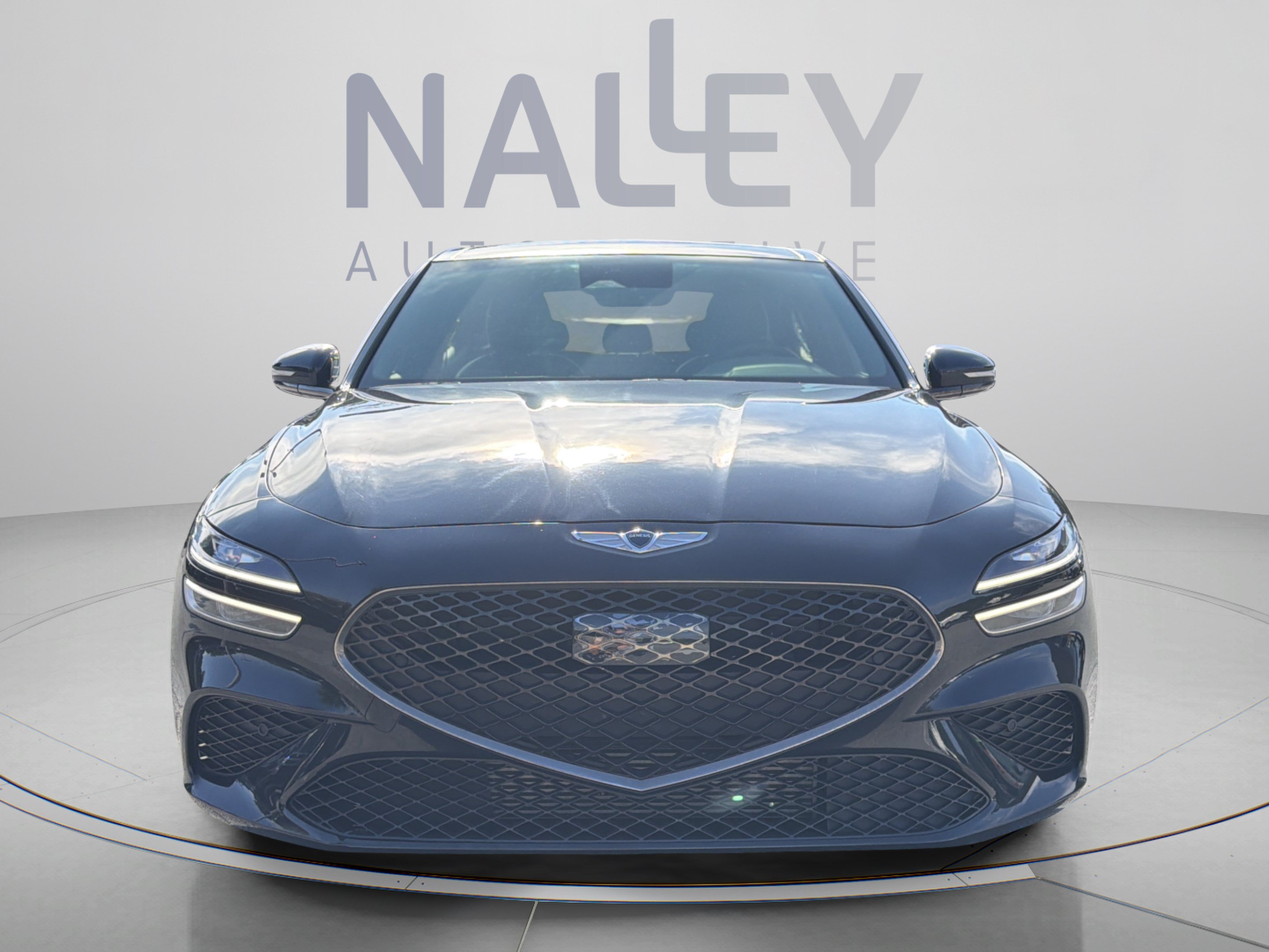 Used 2023 Genesis G70 2.0T w/ Sport Prestige Package RWD image 8