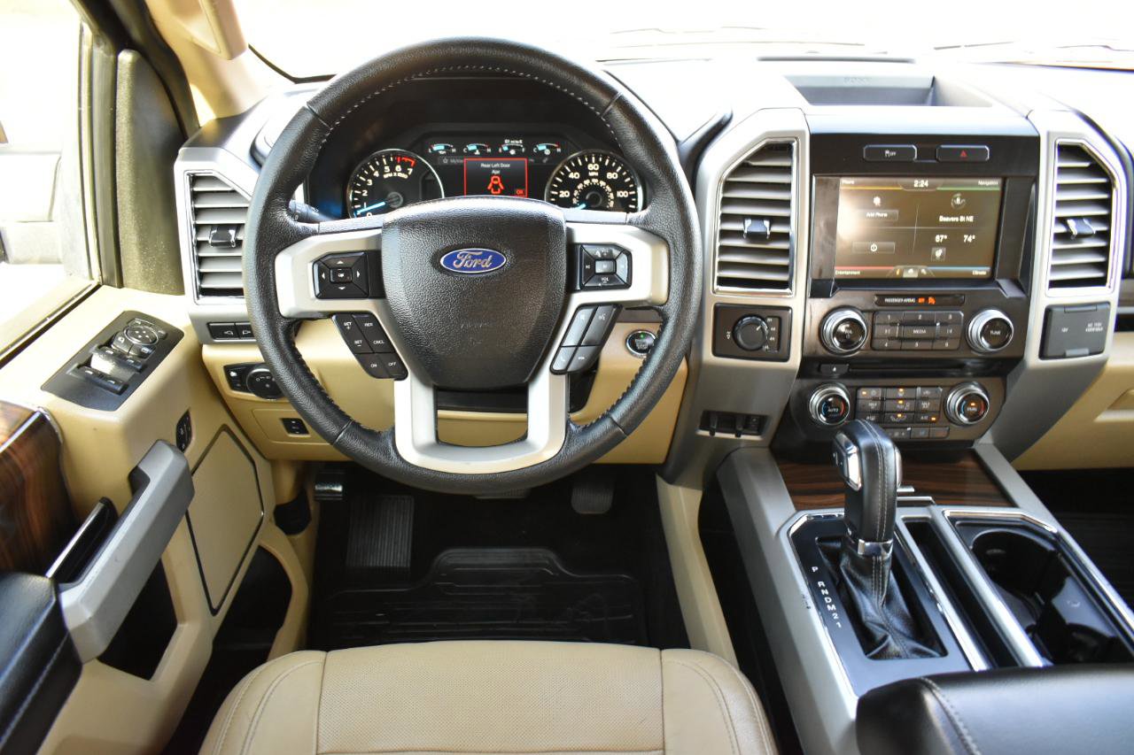 Used 2015 Ford F150 Lariat w/ Equipment Group 502A Luxury AWD/4WD image 13