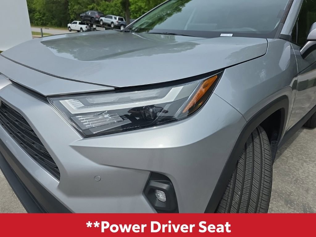 Used 2023 Toyota RAV4 XLE Premium FWD image 12