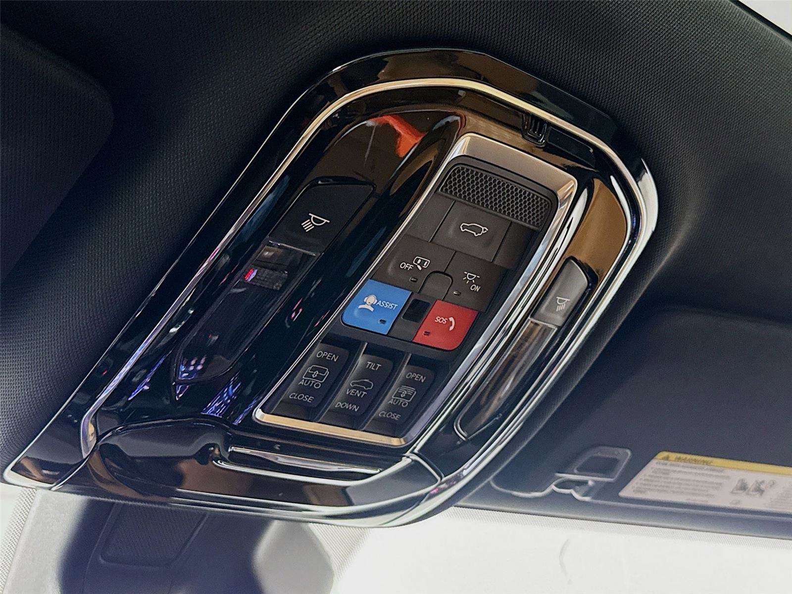 Used 2022 Jeep Grand Cherokee Summit w/ Luxury Tech Group V image 13